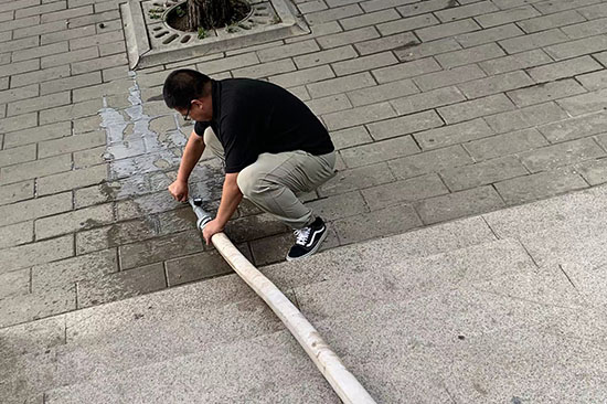 消防維保收費室按建筑面積還是使用面積計算？